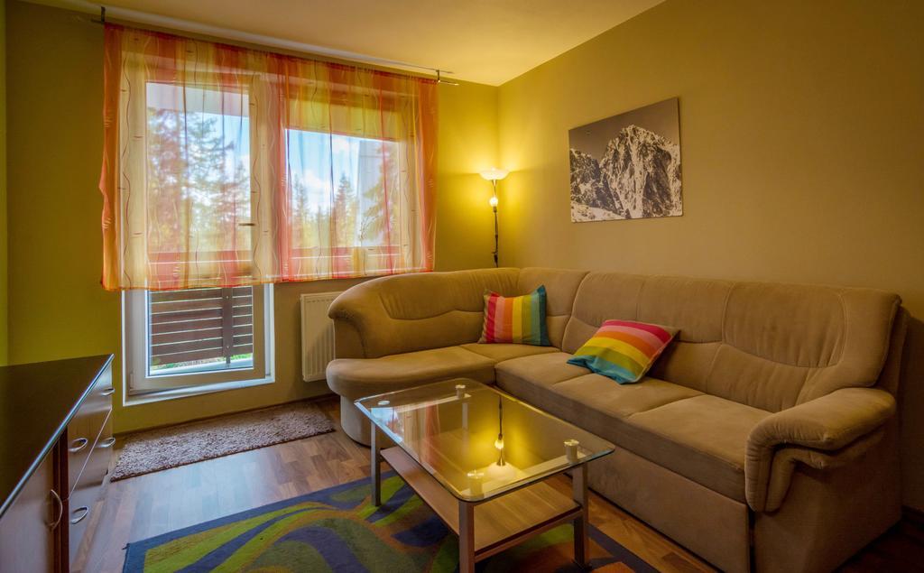 Apartman 25 Vysoke Tatry Štrba Oda fotoğraf